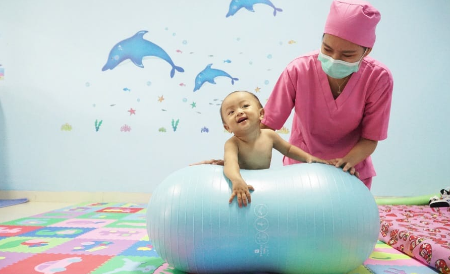 HOME CARE Mom and Baby Spa